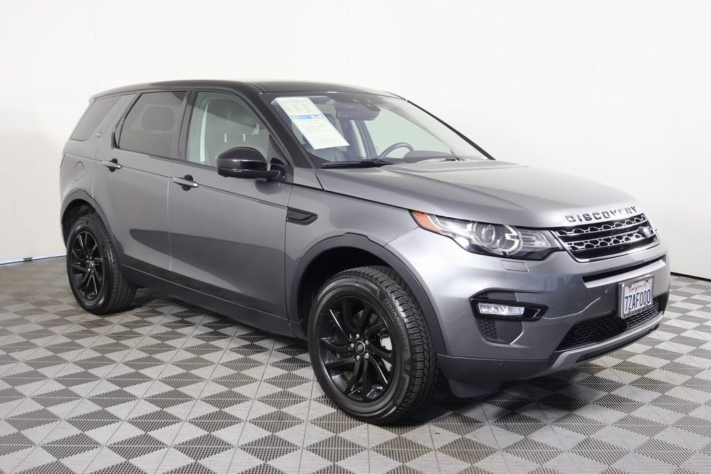Used 2017 Land Rover Discovery Sport HSE AWD/4WD image 3