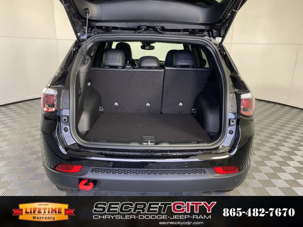 New 2026 Jeep Compass Trailhawk image 29