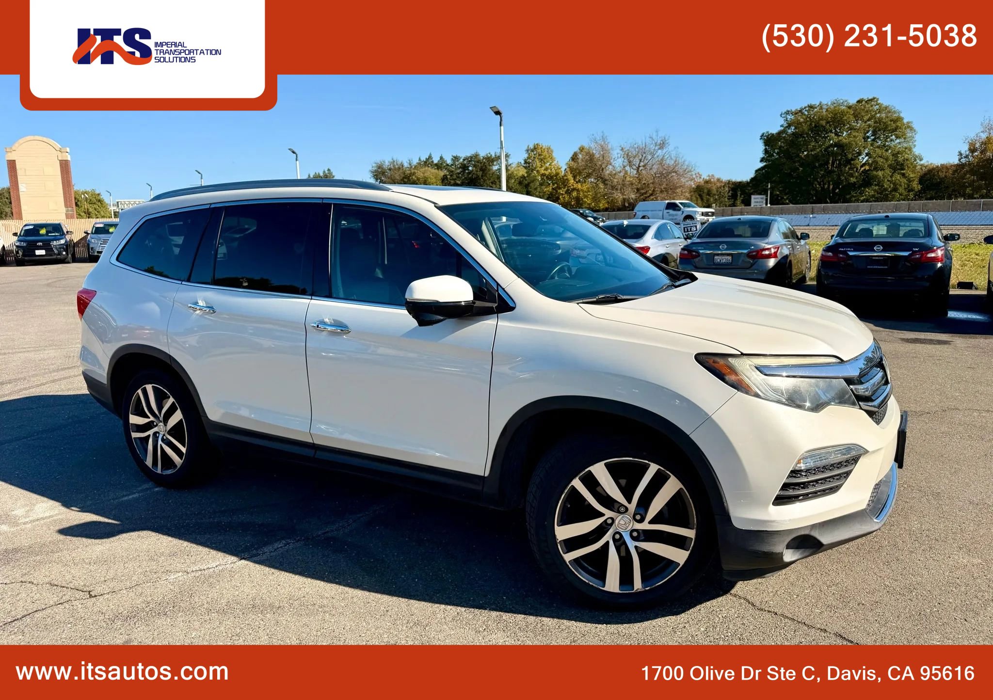 Used 2017 Honda Pilot Touring image 4