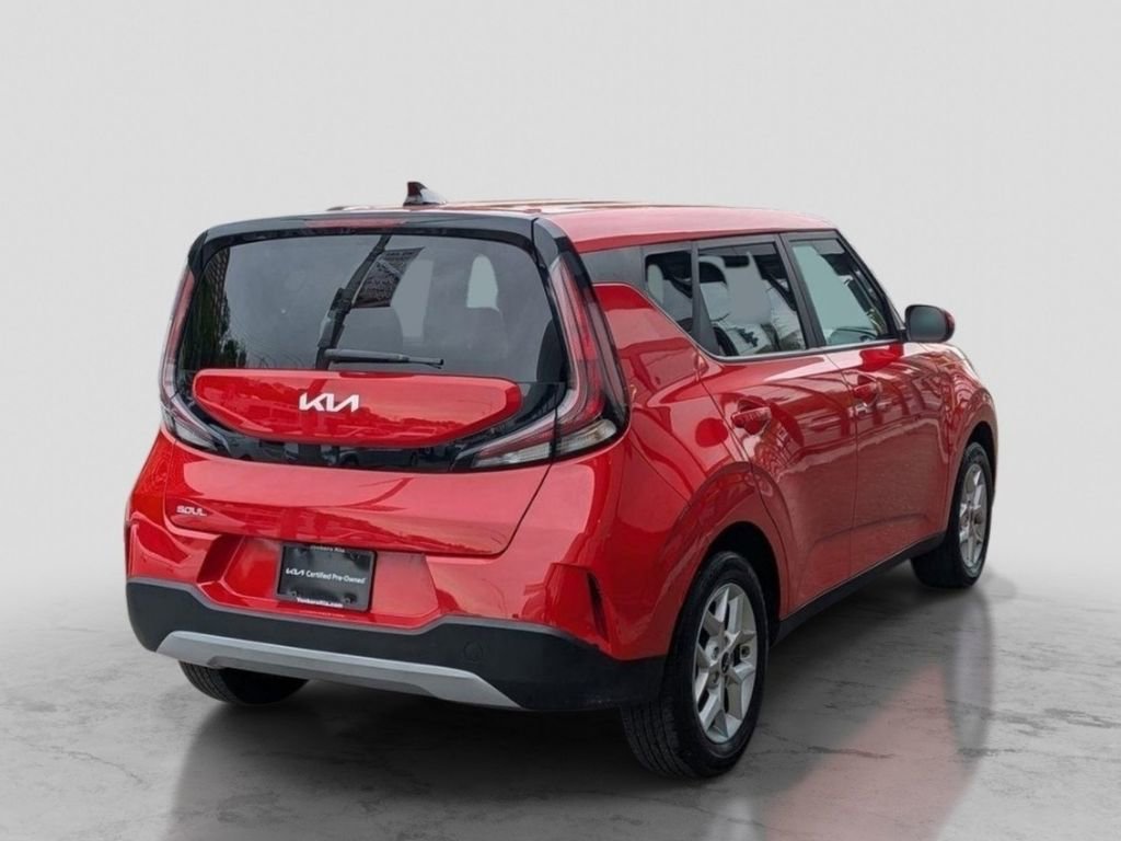 Used 2023 Kia Soul LX w/ LX Technology Package FWD image 6