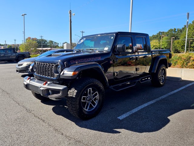 Used 2026 Jeep Gladiator Mojave w/ Safety Group AWD/4WD image 3