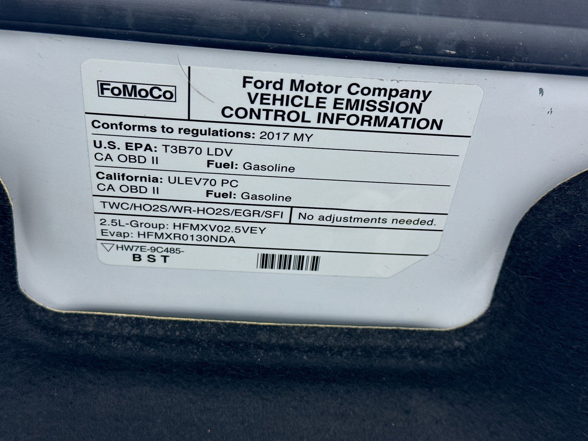 Used 2017 Ford Fusion SE w/ Fusion SE Technology Package image 20