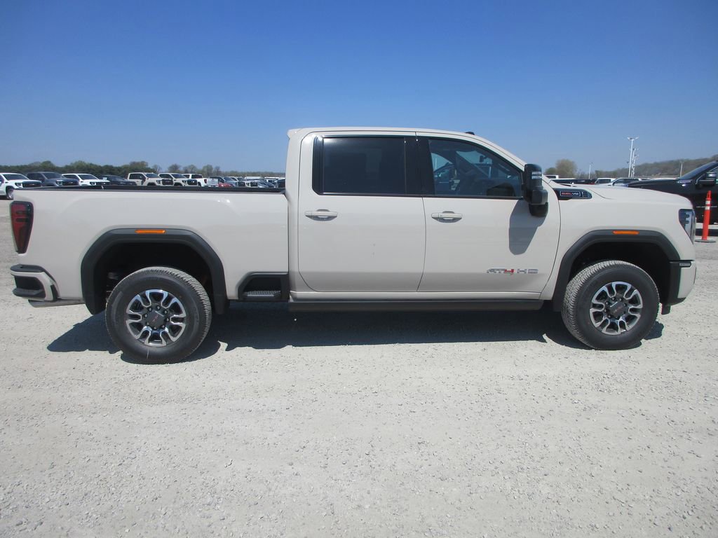 New 2026 GMC Sierra 2500 AT4 w/ AT4 Premium Plus Package image 3