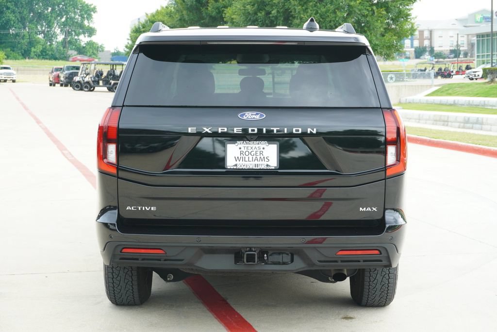 Used 2025 Ford Expedition Max Active AWD/4WD image 4