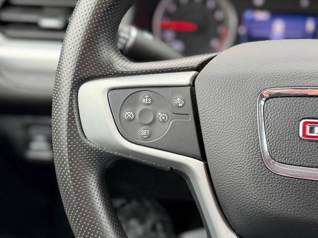 Used 2021 GMC Acadia SLE w/ Driver Convenience Package image 13