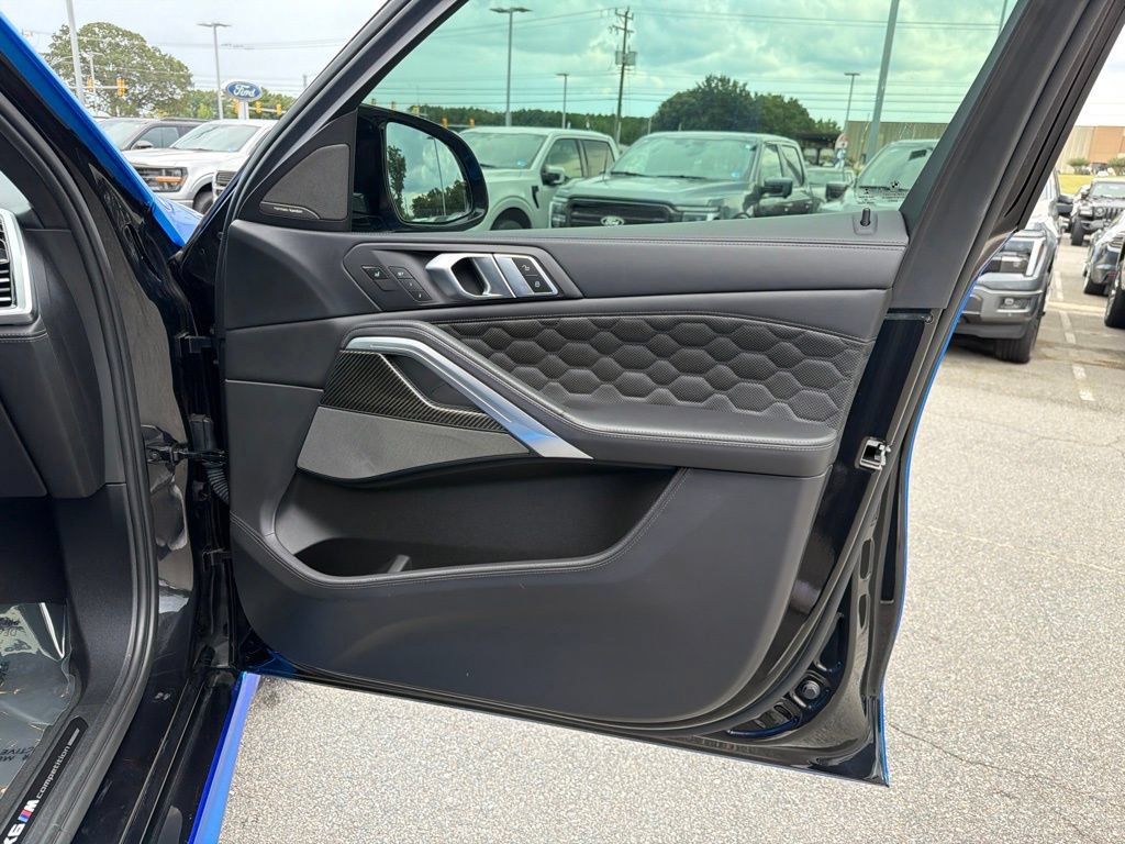 Used 2021 BMW X6 M AWD/4WD image 24