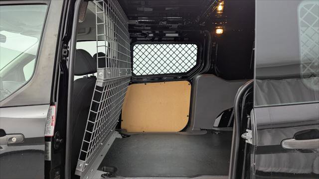 Used 2020 Ford Transit Connect XLT image 11