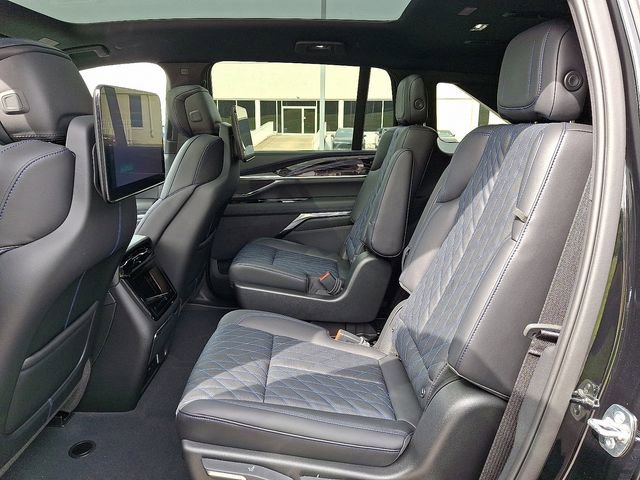 New 2026 Cadillac Escalade IQ Sport 1 w/ LPO, ONYX Package image 5