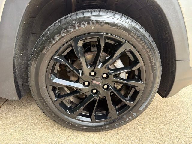 Used 2023 GMC Terrain SLE w/ Driver Convenience Package AWD/4WD image 28