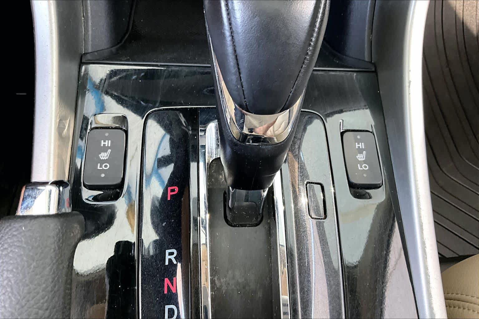 Certified 2017 Honda Accord Touring image 33