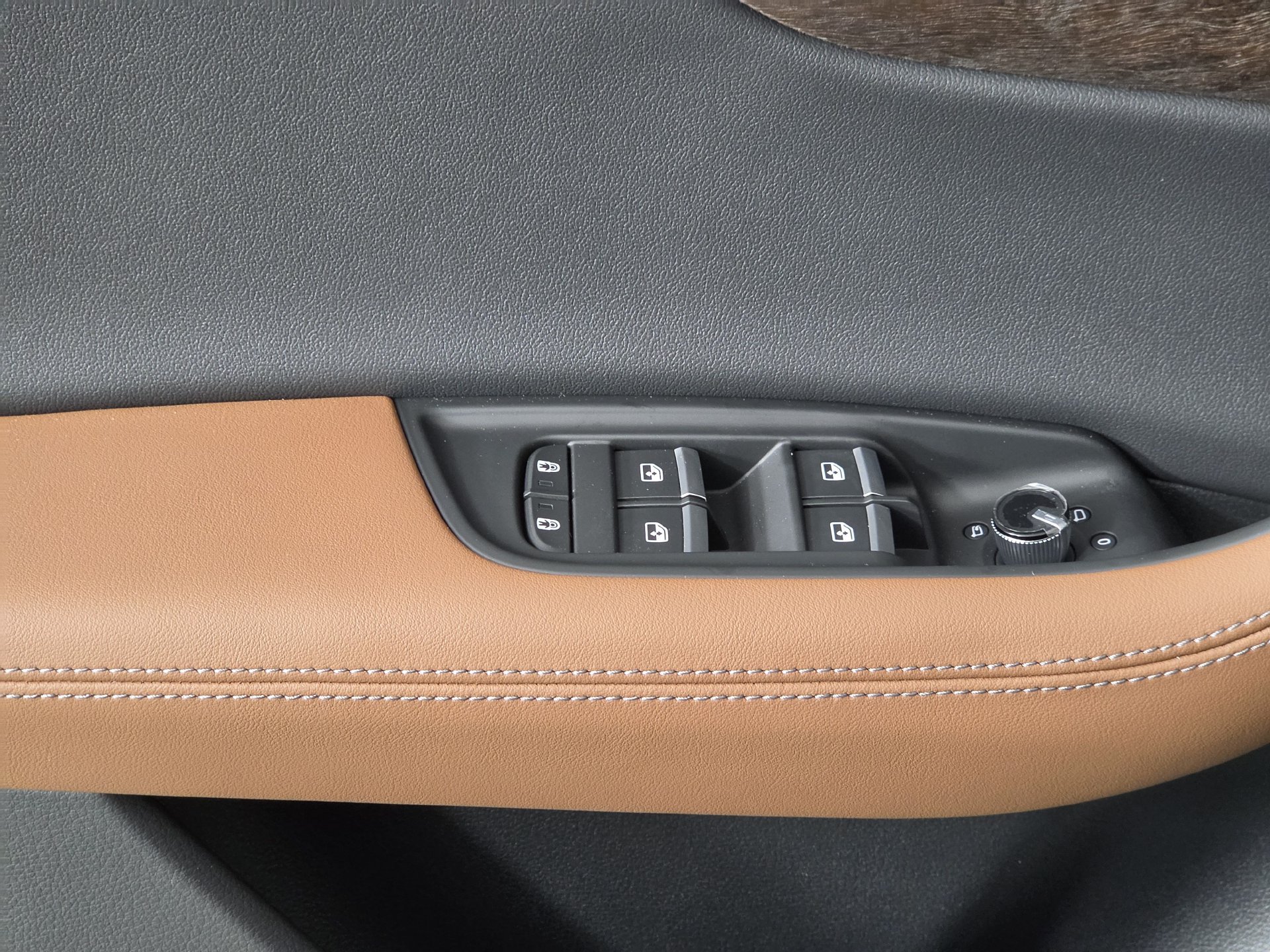New 2027 Audi Q8 Premium Plus AWD/4WD image 11