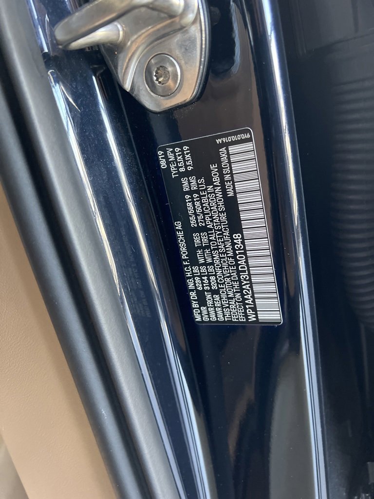 Used 2020 Porsche Cayenne image 38