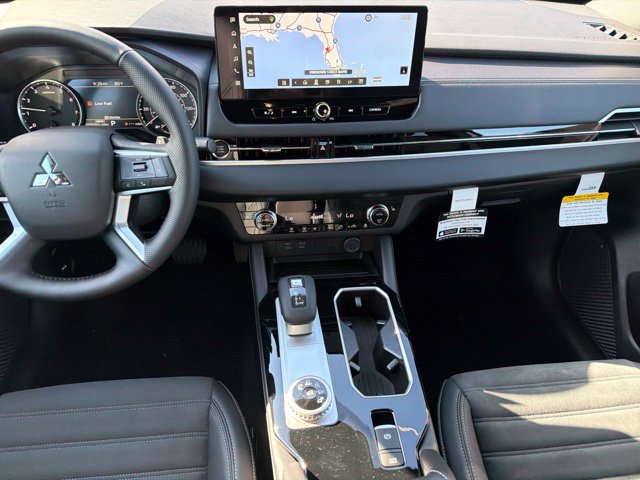 New 2026 Mitsubishi Outlander LE FWD image 19