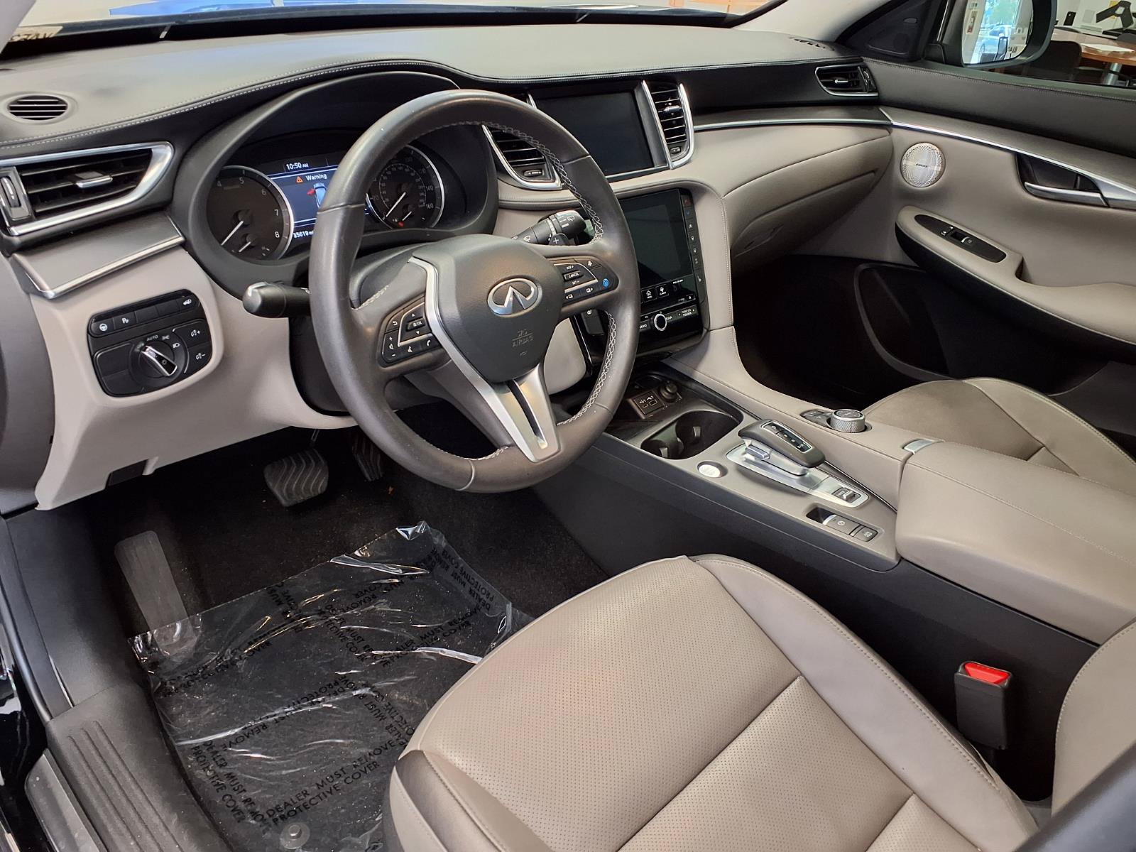 Used 2023 INFINITI QX50 Luxe w/ Cargo Package FWD image 19