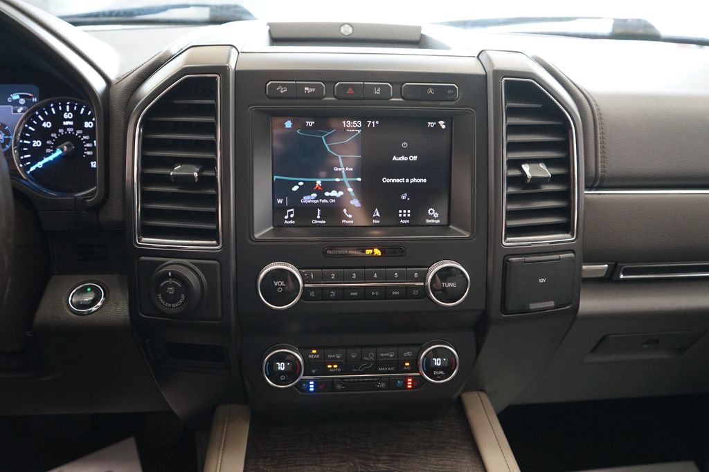 Used 2019 Ford Expedition Limited w/ Equipment Group 301A image 7