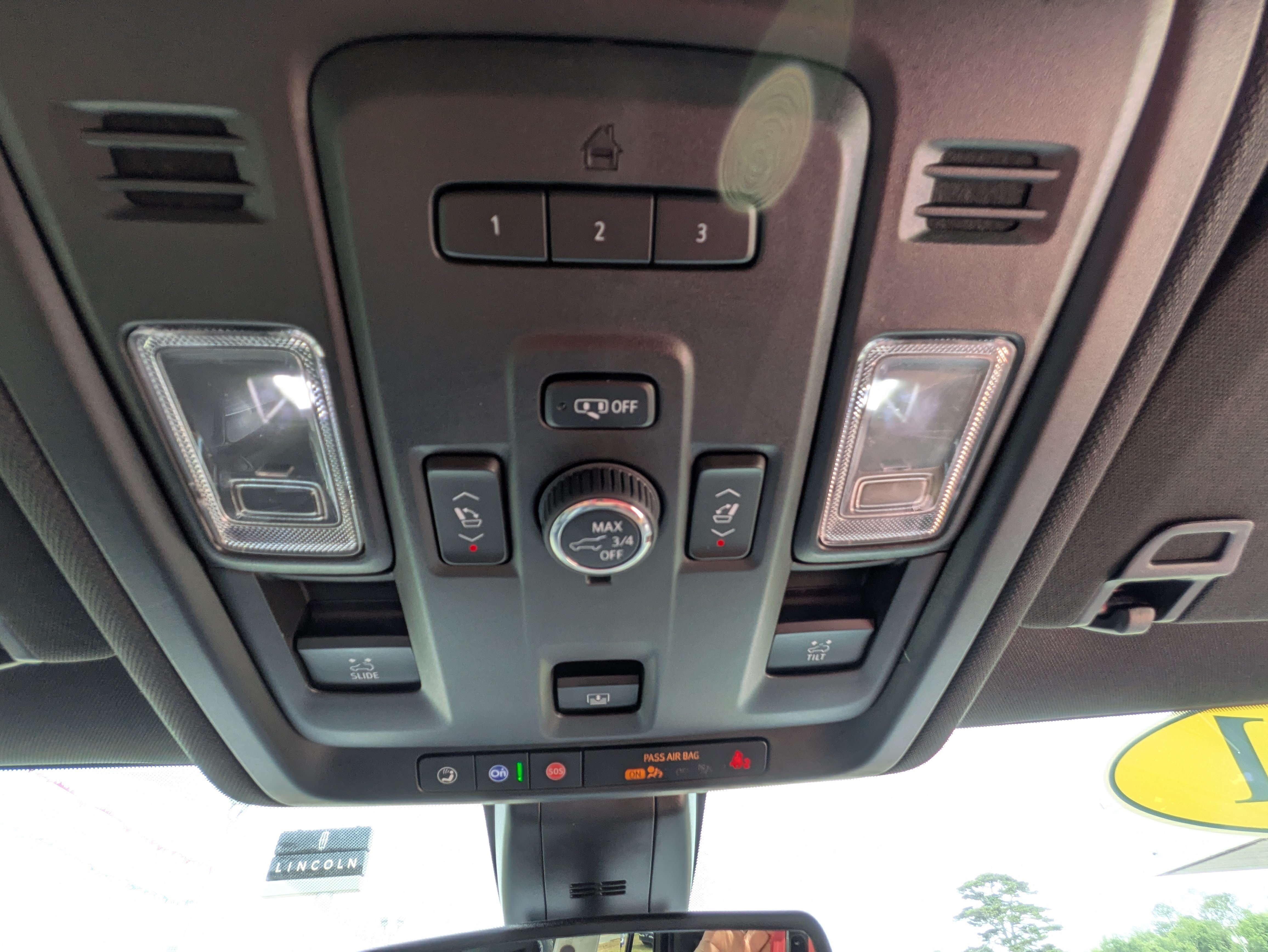 Used 2021 Chevrolet Tahoe RST w/ Luxury Package AWD/4WD image 30