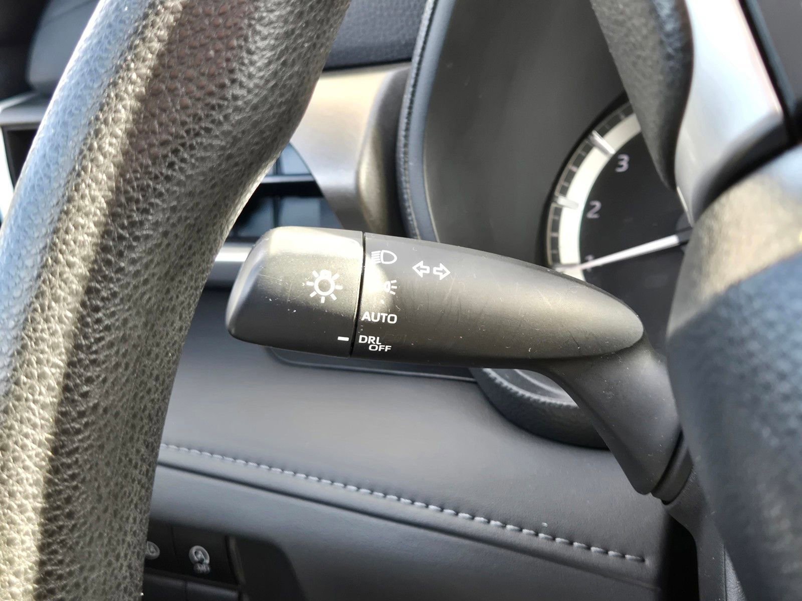 Used 2023 Toyota Highlander L FWD image 24