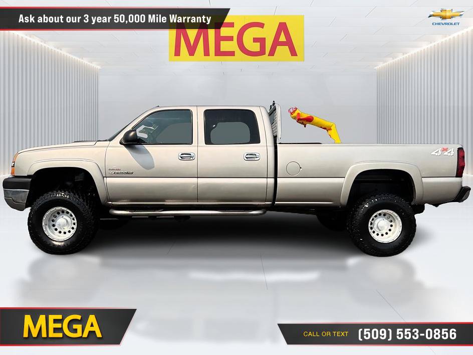 Used 2004 Chevrolet Silverado 2500 LT w/ Skid Plate Package AWD/4WD image 10