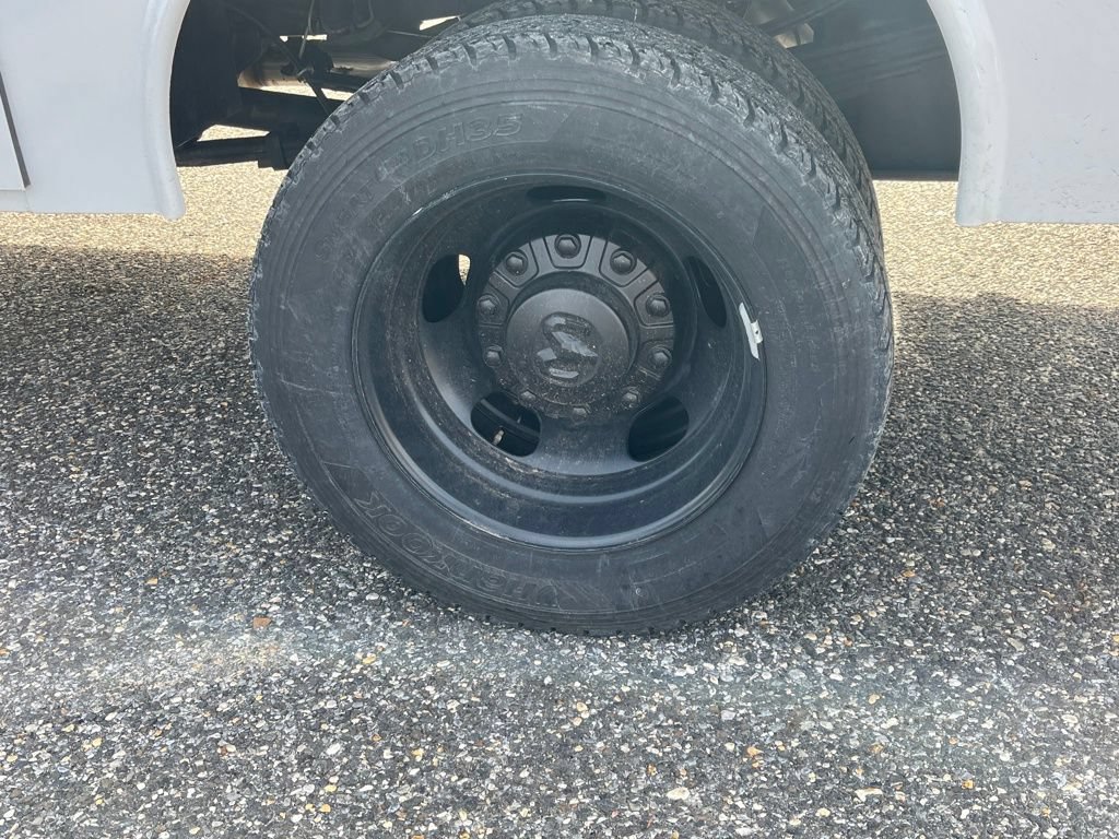 New 2025 RAM 5500 Tradesman AWD/4WD image 29