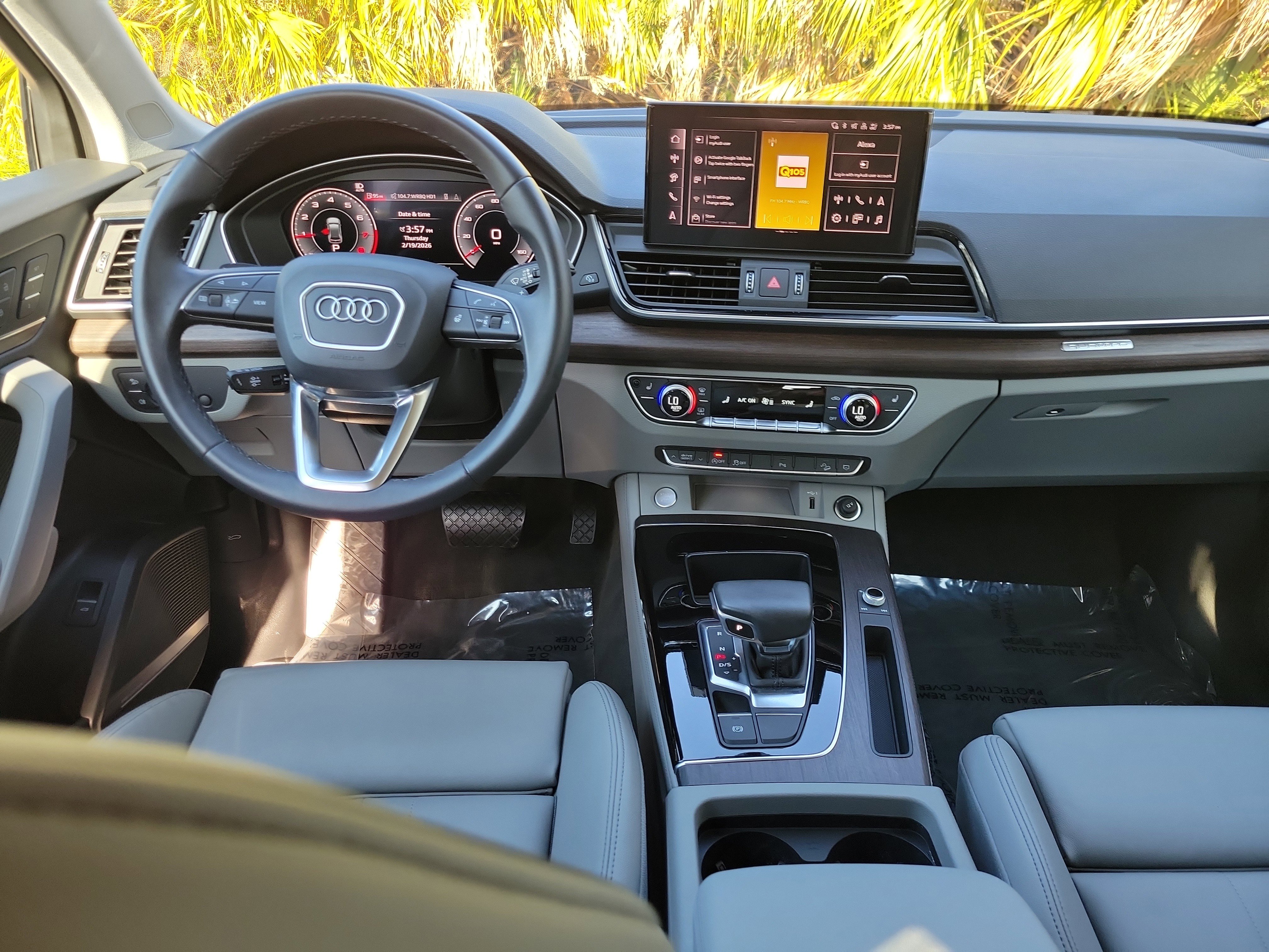 Certified 2025 Audi Q5 2.0T Premium Plus image 13