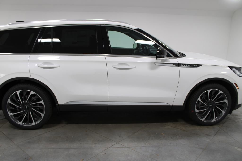 New 2026 Lincoln Aviator Reserve image 10