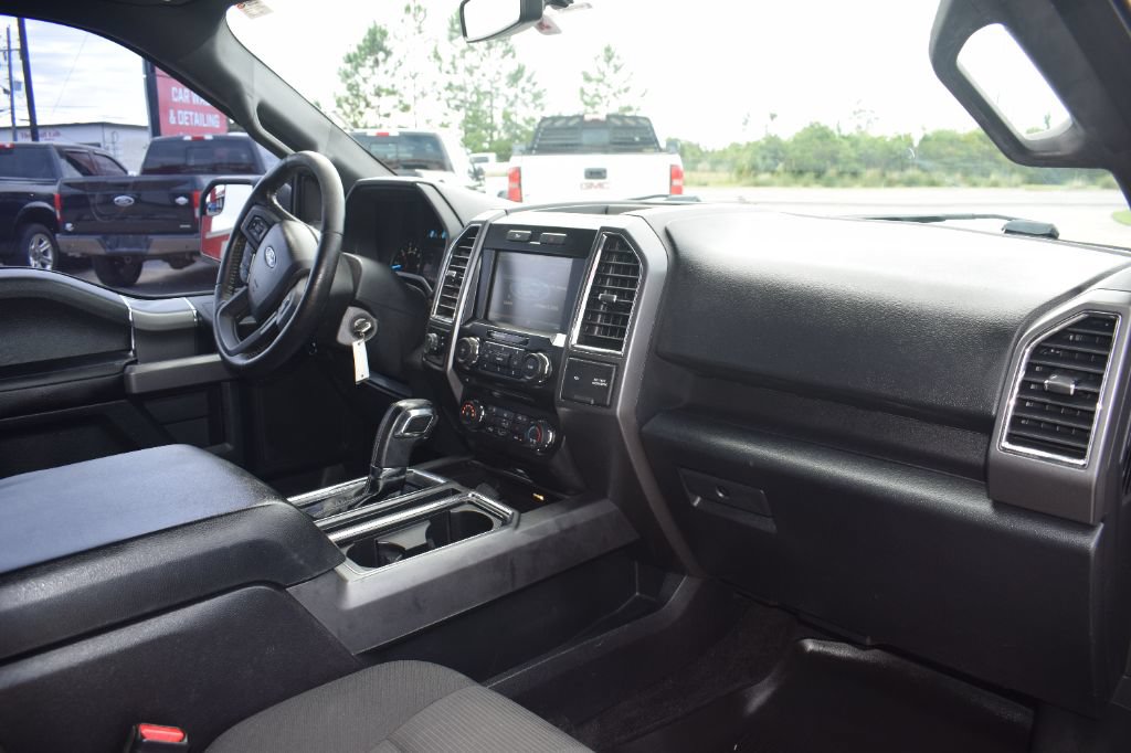 Used 2015 Ford F150 XLT w/ Equipment Group 302A Luxury RWD image 14