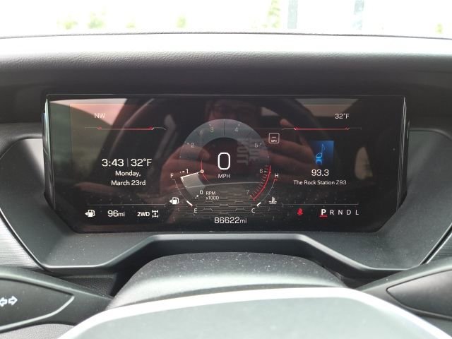 Used 2024 GMC Acadia Elevation w/ Trailering Package image 20