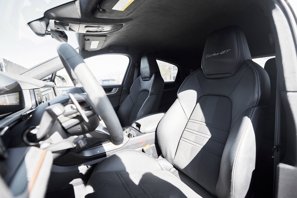 Used 2024 Porsche Cayenne Turbo GT image 46