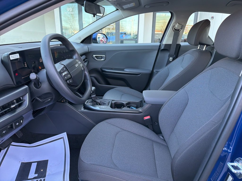 New 2025 Kia K4 LXS image 30