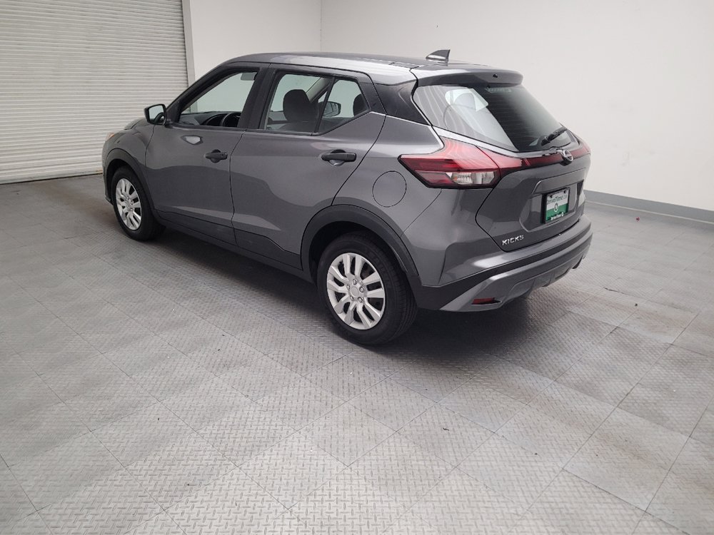 Used 2022 Nissan Kicks S FWD image 5