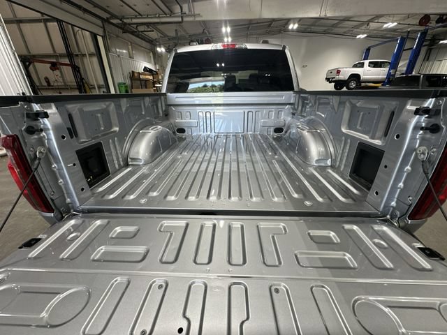 New 2026 Ford F150 XLT w/ XLT Black Appearance Package AWD/4WD image 26