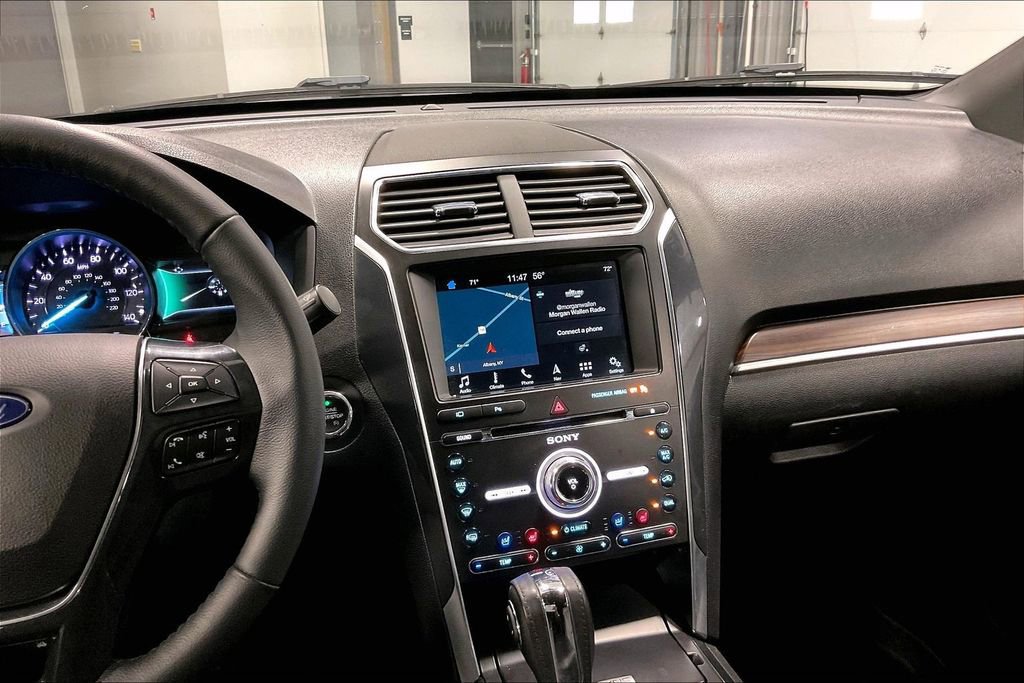 Used 2018 Ford Explorer Limited AWD/4WD image 9