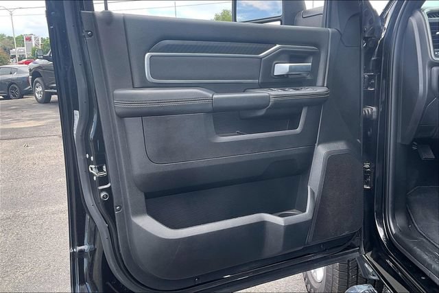 Used 2025 RAM 2500 Big Horn AWD/4WD image 18