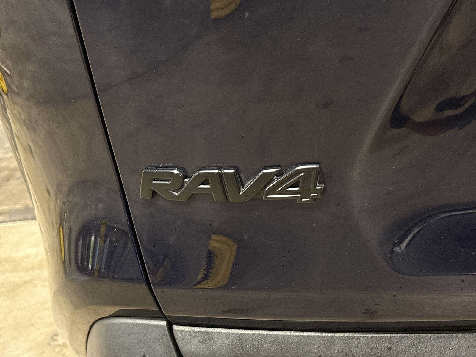 Used 2020 Toyota RAV4 XLE Premium AWD/4WD image 26