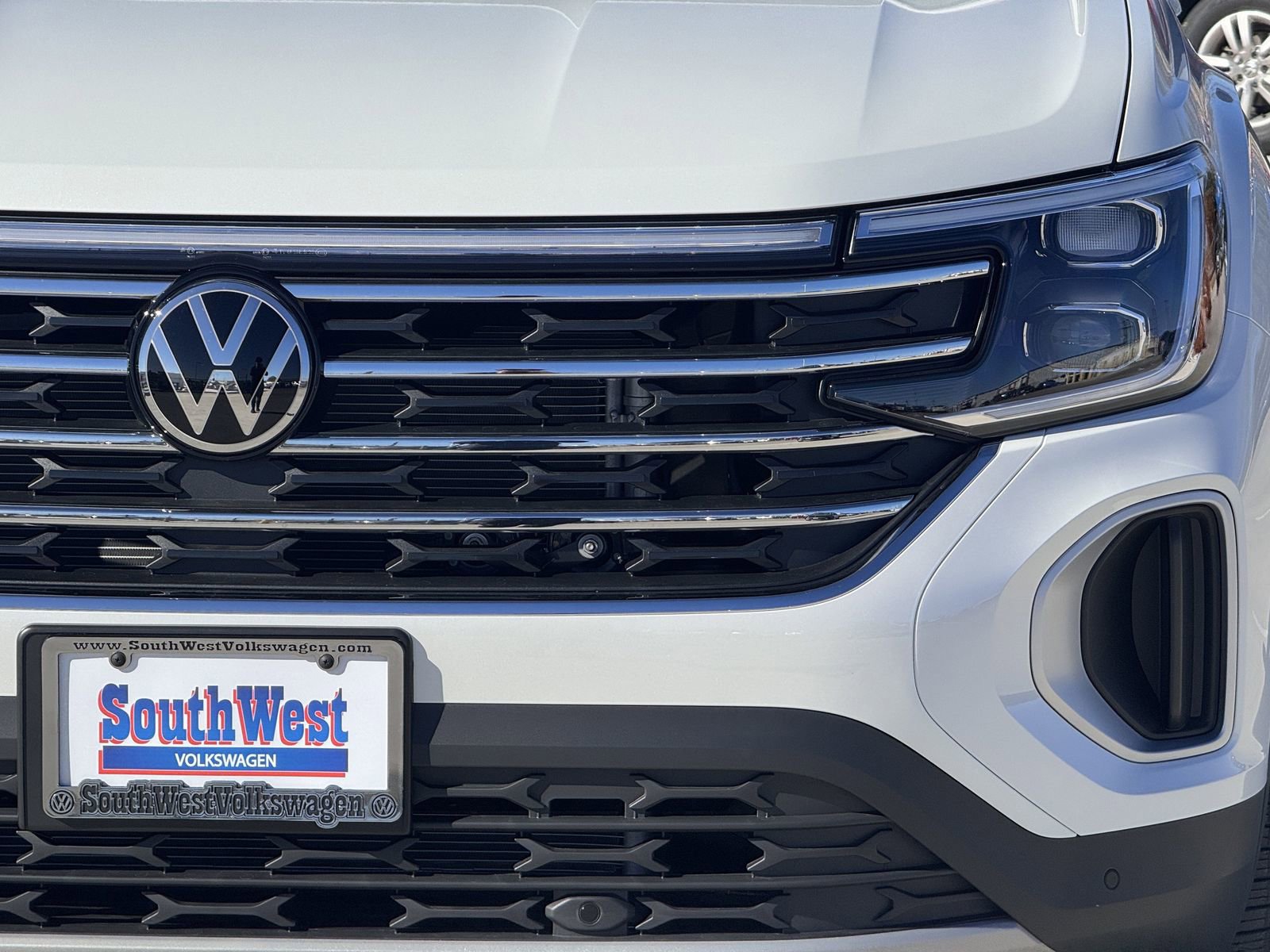 New 2026 Volkswagen Atlas SE image 8