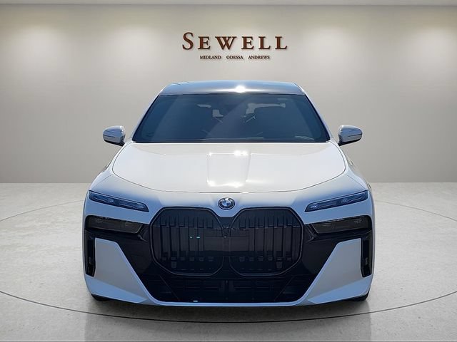 New 2026 BMW i7 xDrive60 w/ Executive Package AWD/4WD image 8