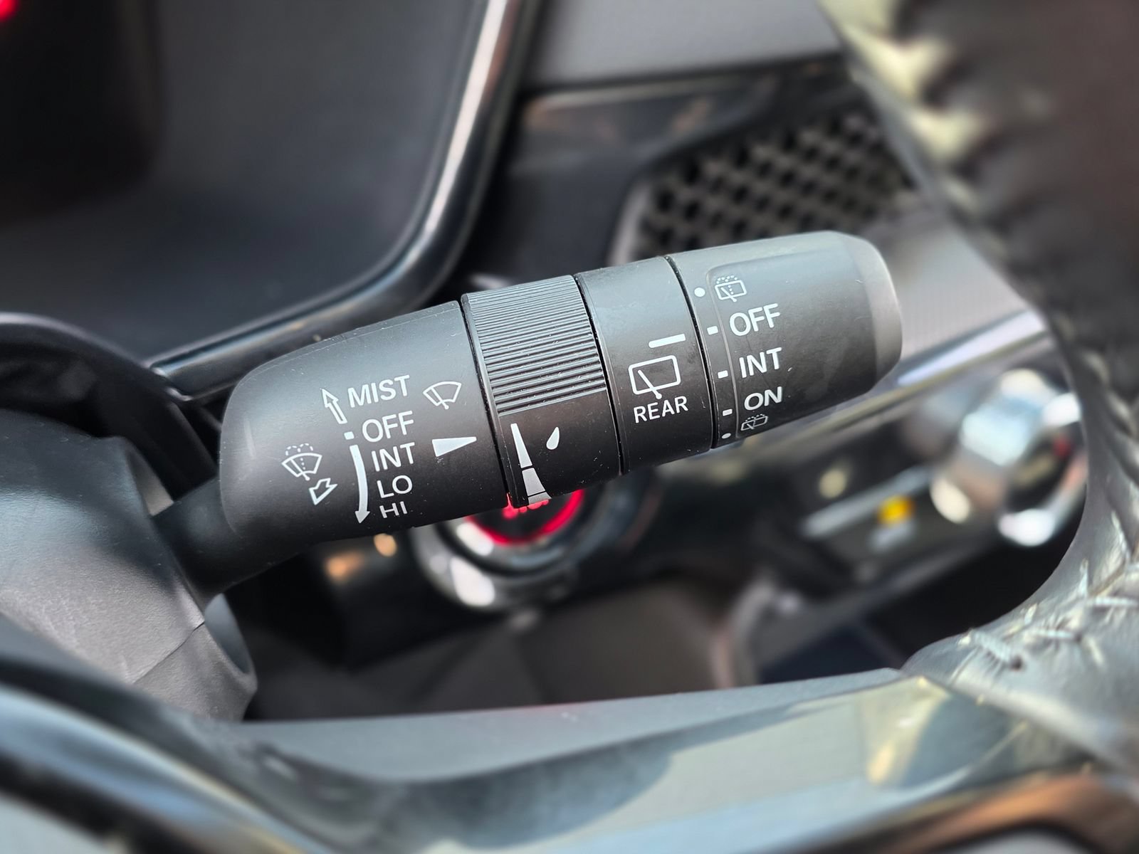 Used 2025 Honda CR-V EX-L image 37