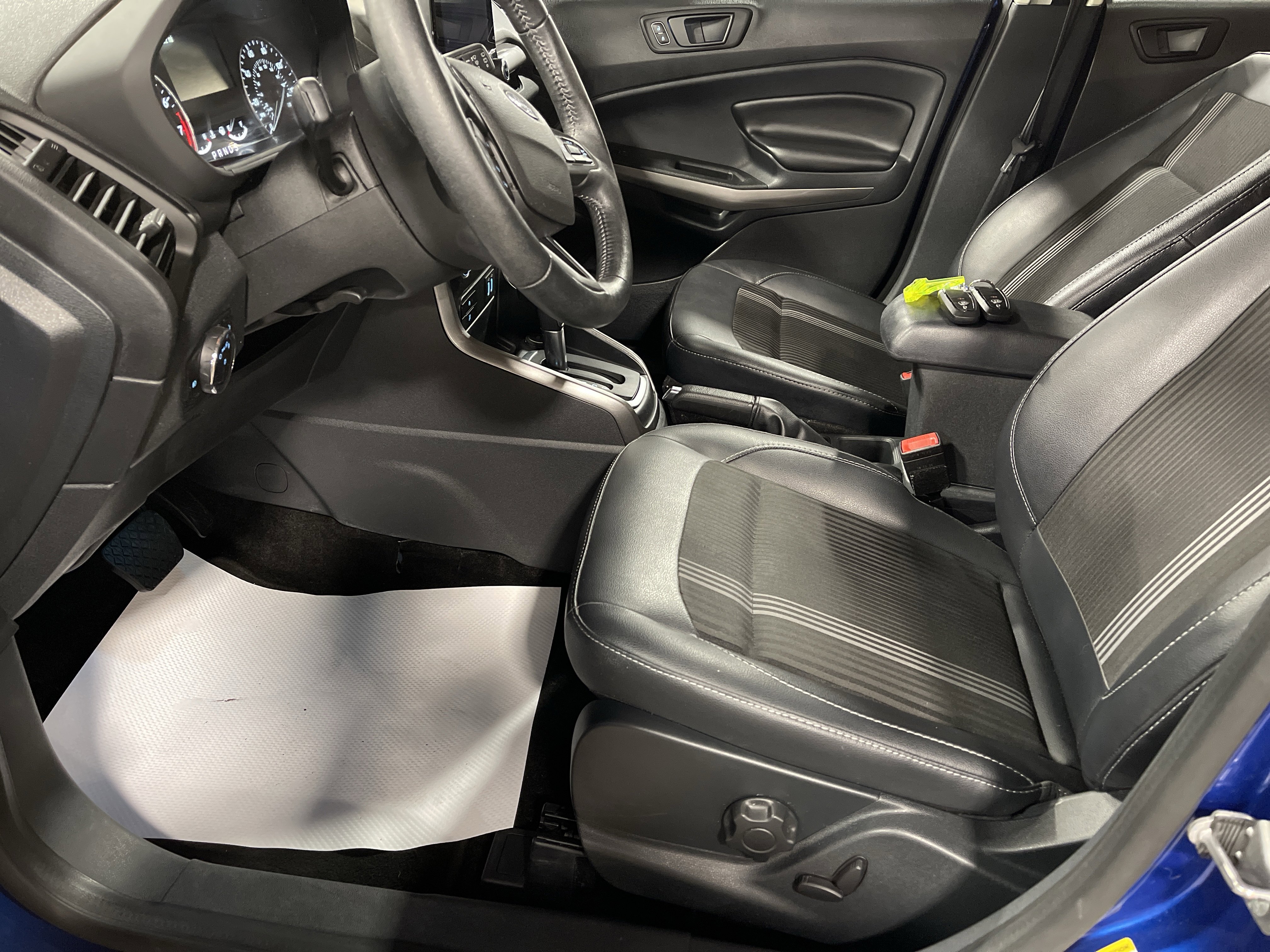 Used 2022 Ford EcoSport SES image 10