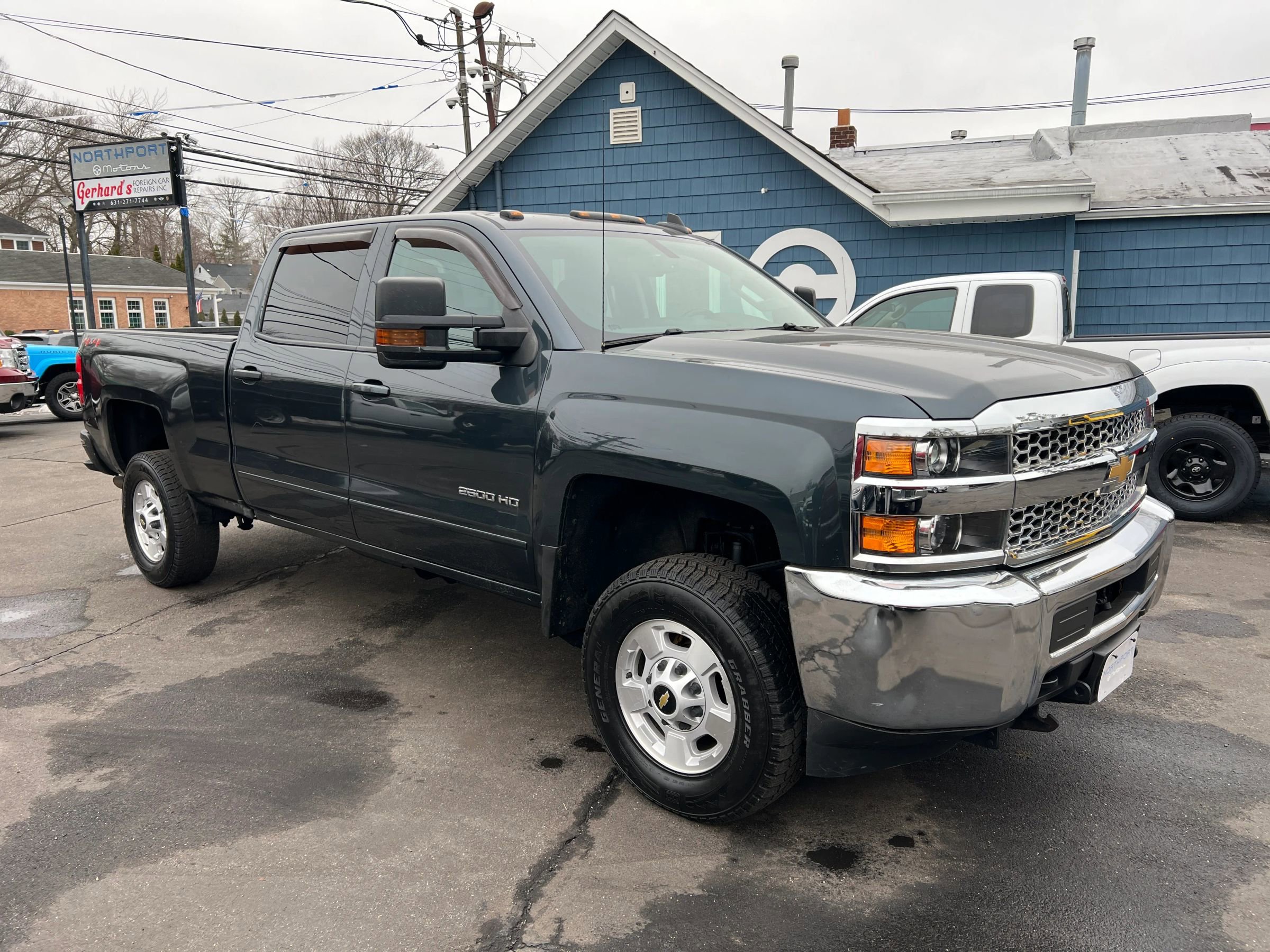 Used 2019 Chevrolet Silverado 2500 LT w/ Snow Plow Prep Package image 8