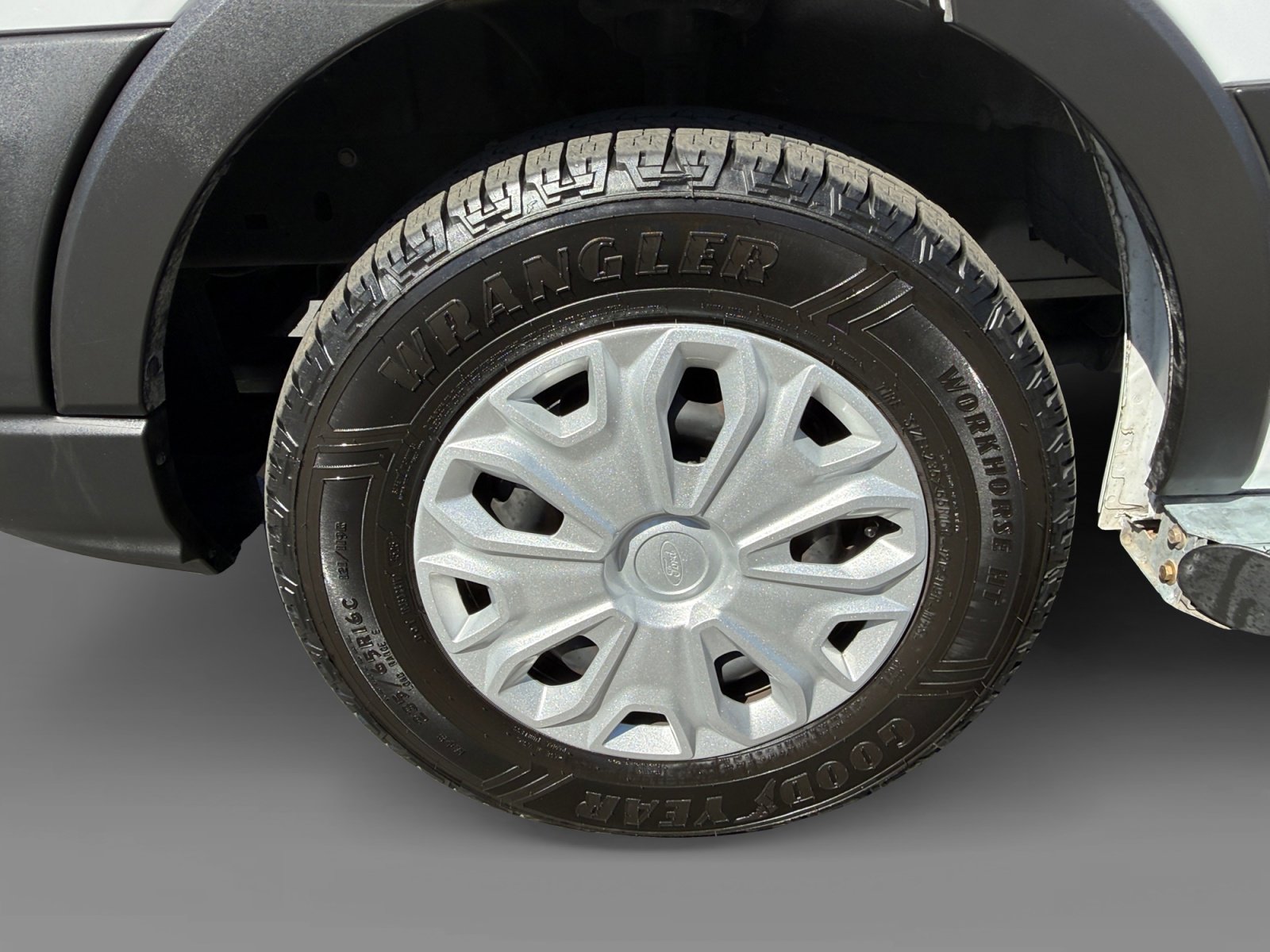 Certified 2024 Ford Transit 250 Low Roof w/ Exterior Upgrade Package image 9