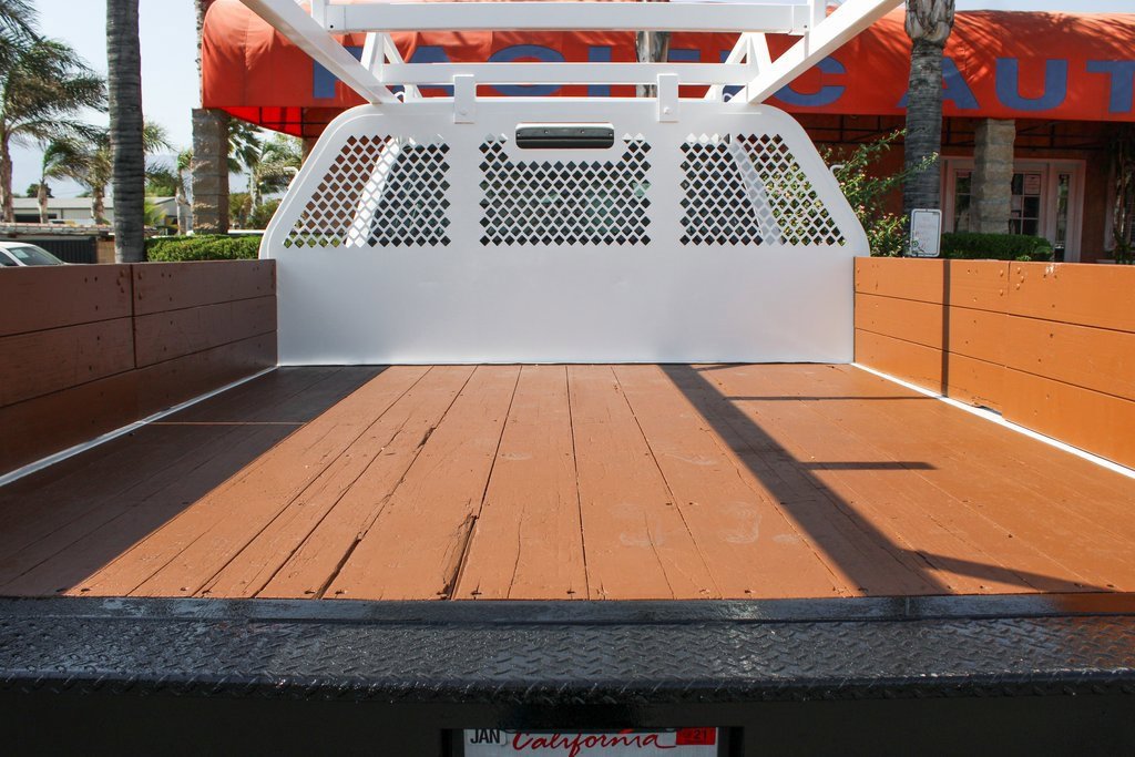 Used 2018 Ford F450 XL w/ Trailer Tow Package image 12