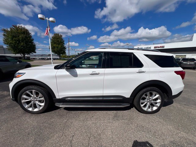 Used 2022 Ford Explorer Platinum w/ Equipment Group 601A AWD/4WD image 9