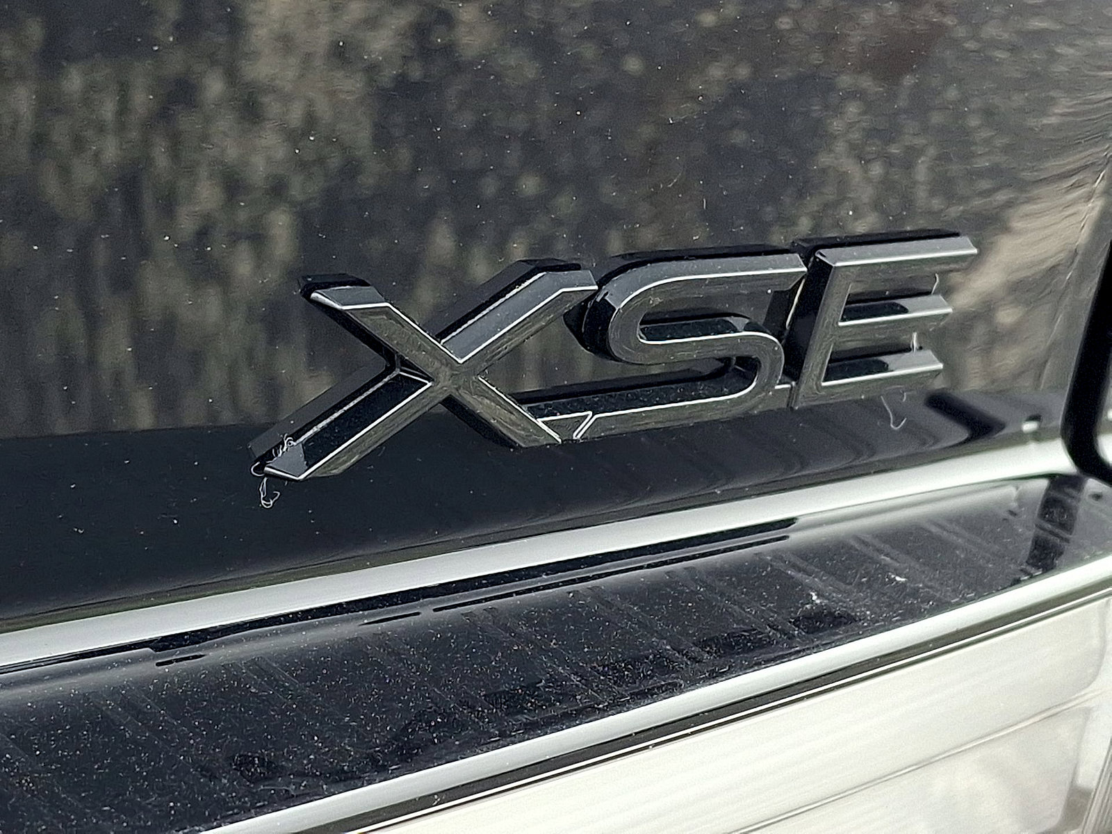 New 2025 Toyota Prius Plug-In Hybrid FWD image 19