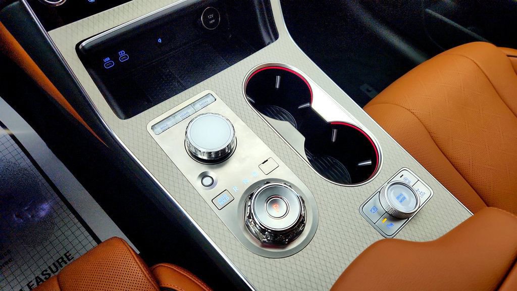 Used 2025 Genesis GV80 3.5T Advanced image 17