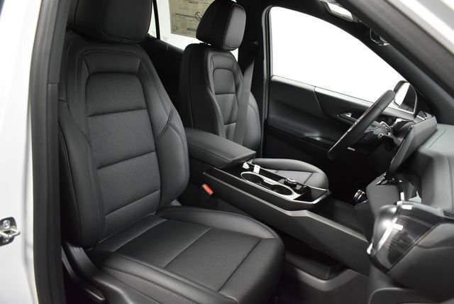 New 2026 Chevrolet Equinox LT w/ Convenience Package II FWD image 30