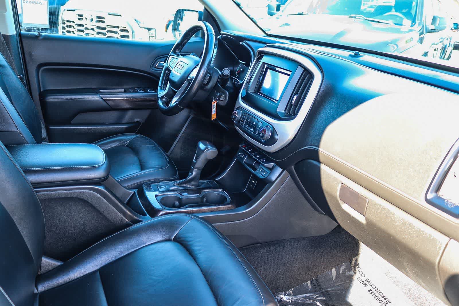 Used 2017 GMC Canyon SLT AWD/4WD image 17