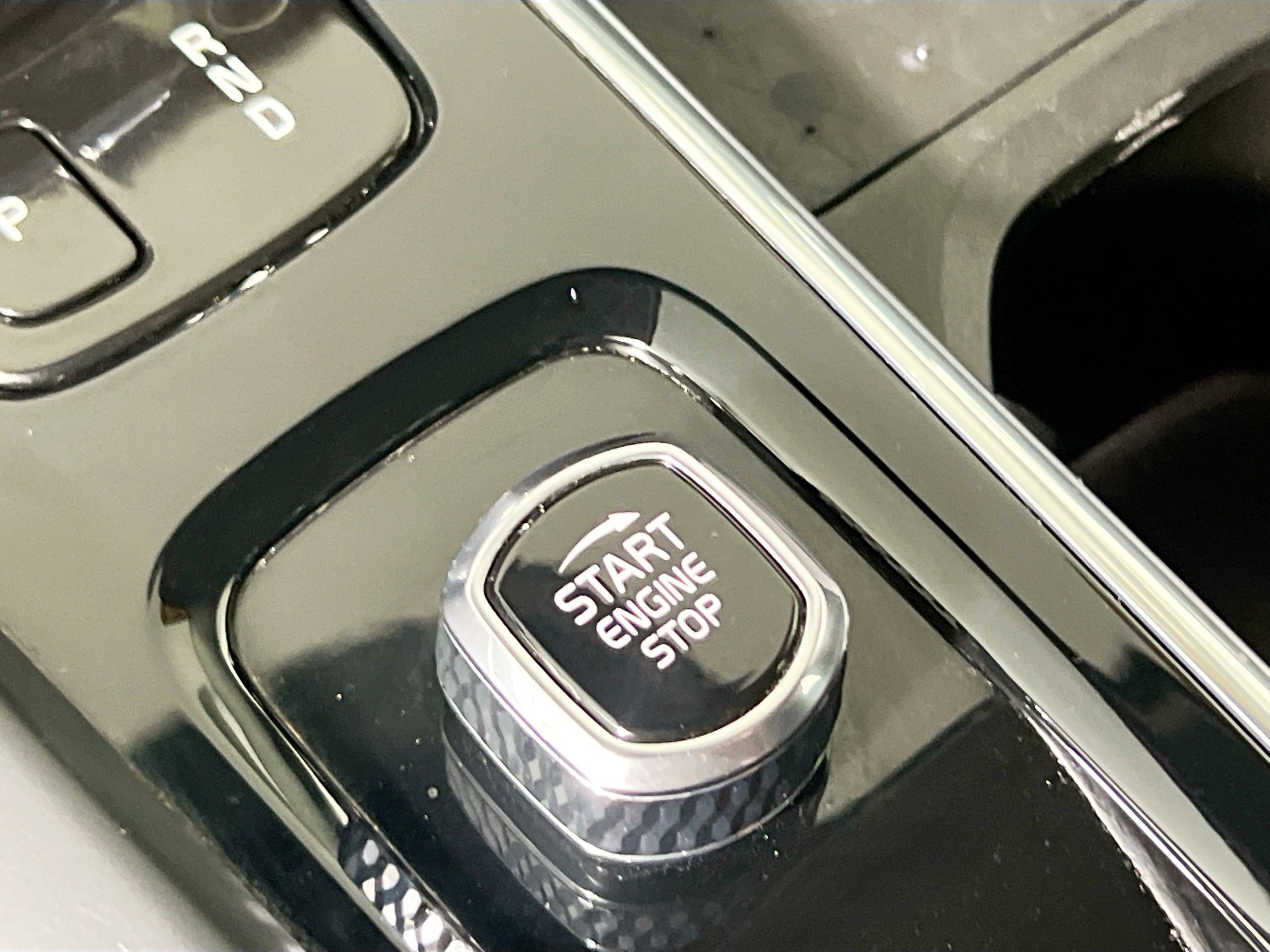 Used 2022 Volvo S60 B5 Inscription image 24