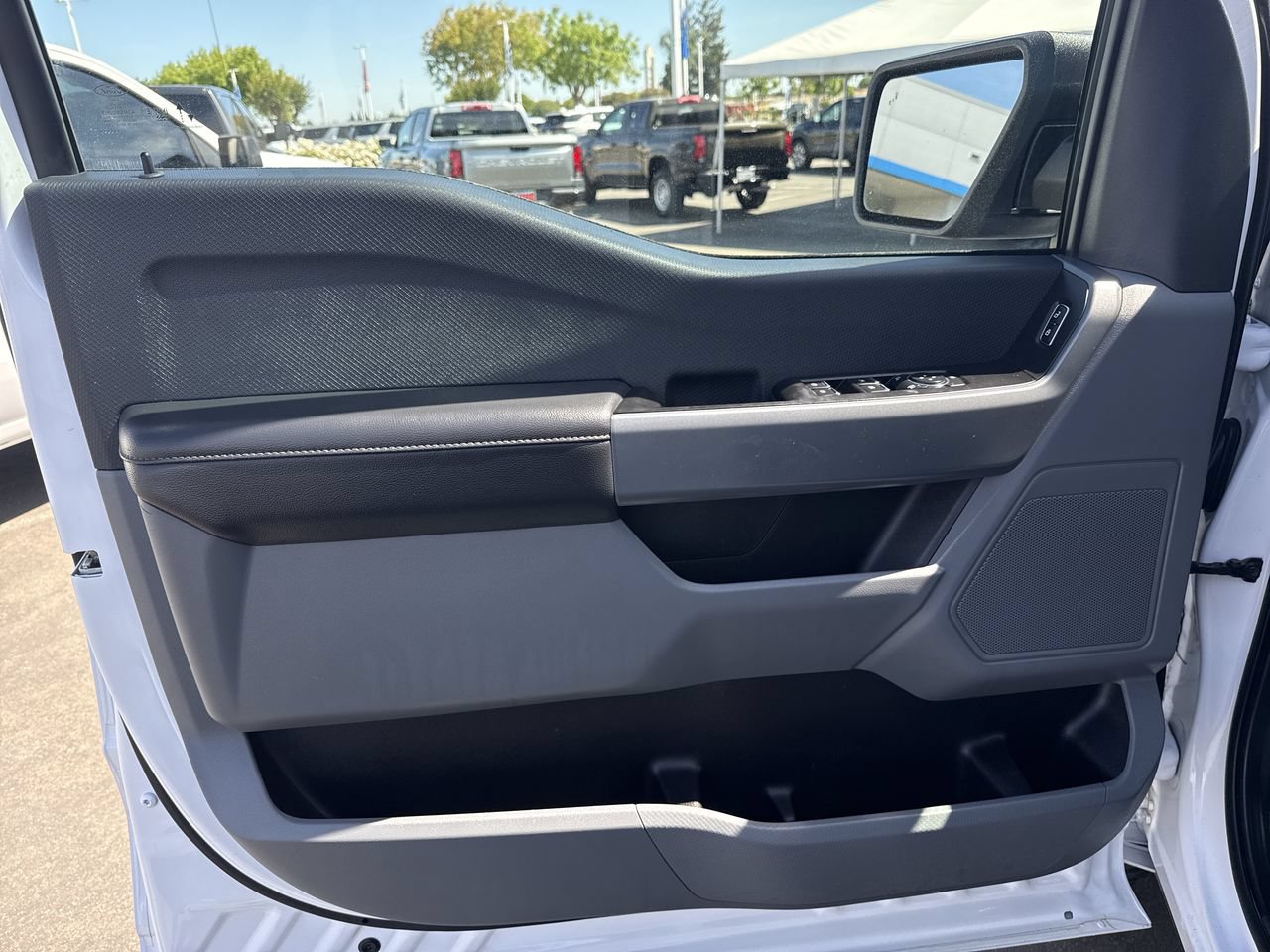 Used 2023 Ford F150 XLT AWD/4WD image 18
