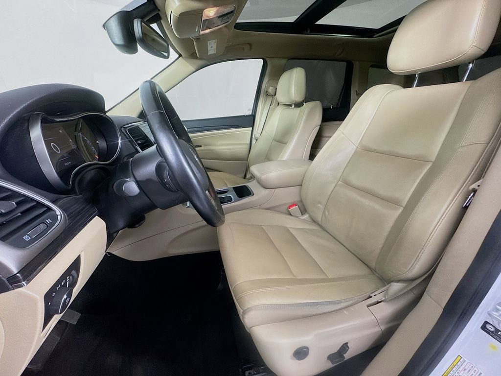 Used 2022 Jeep Grand Cherokee Limited image 26