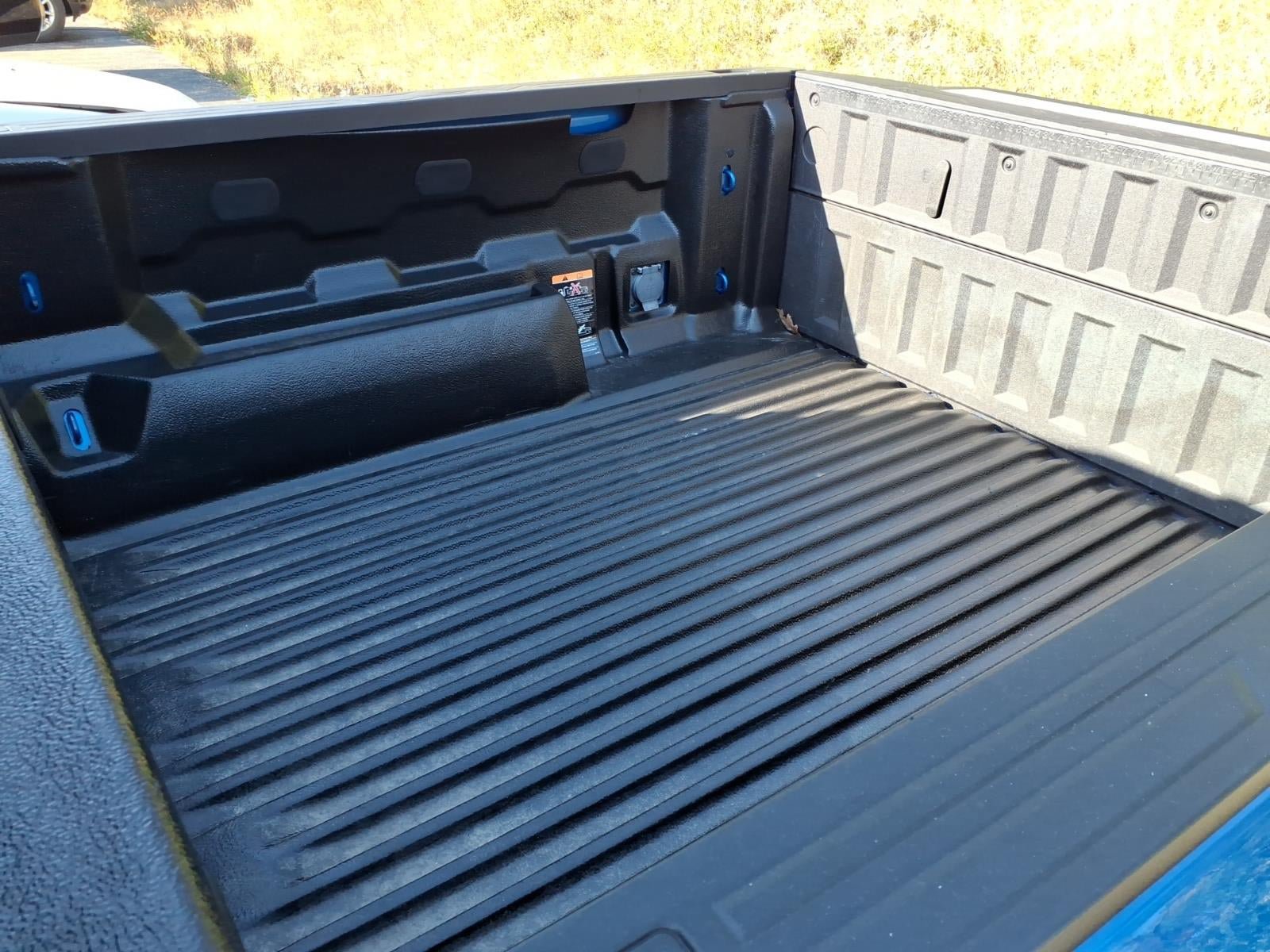Used 2024 GMC Canyon Elevation w/ Convenience Package AWD/4WD image 4